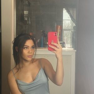 Meet your Posher, Simone